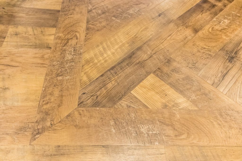 What are the Advantages of Vinyl Flooring?